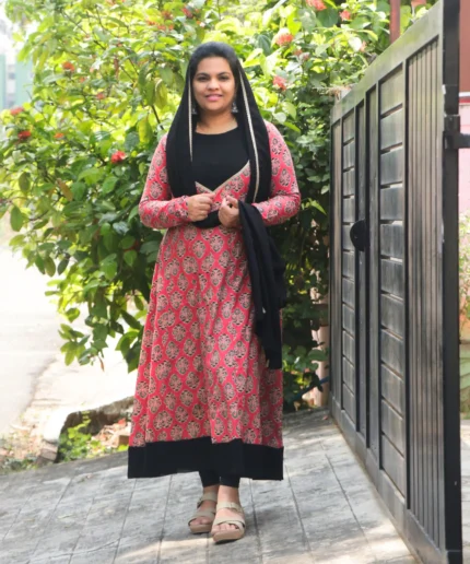 Kurtis With Shawl