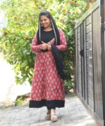 Kurtis With Shawl - Image 2
